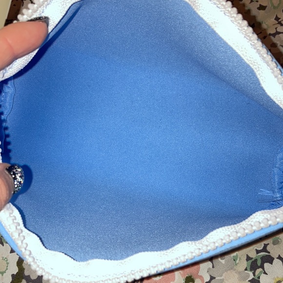 New Without Tags Dolce & Gabbana Cosmetic Bag - Picture 3 of 3